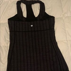 Lululemon tank